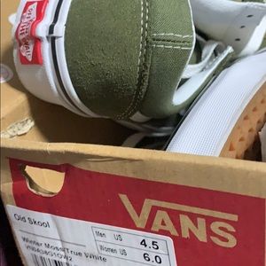 BRAND NEW VANS